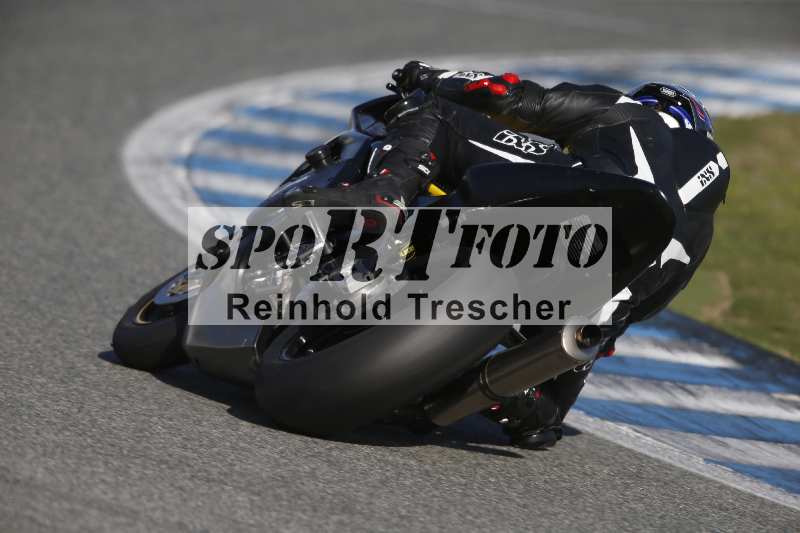 /Archiv-2024/02 29.01.-02.02.2024 Moto Center Thun Jerez/Gruppe schwarz-black/backside